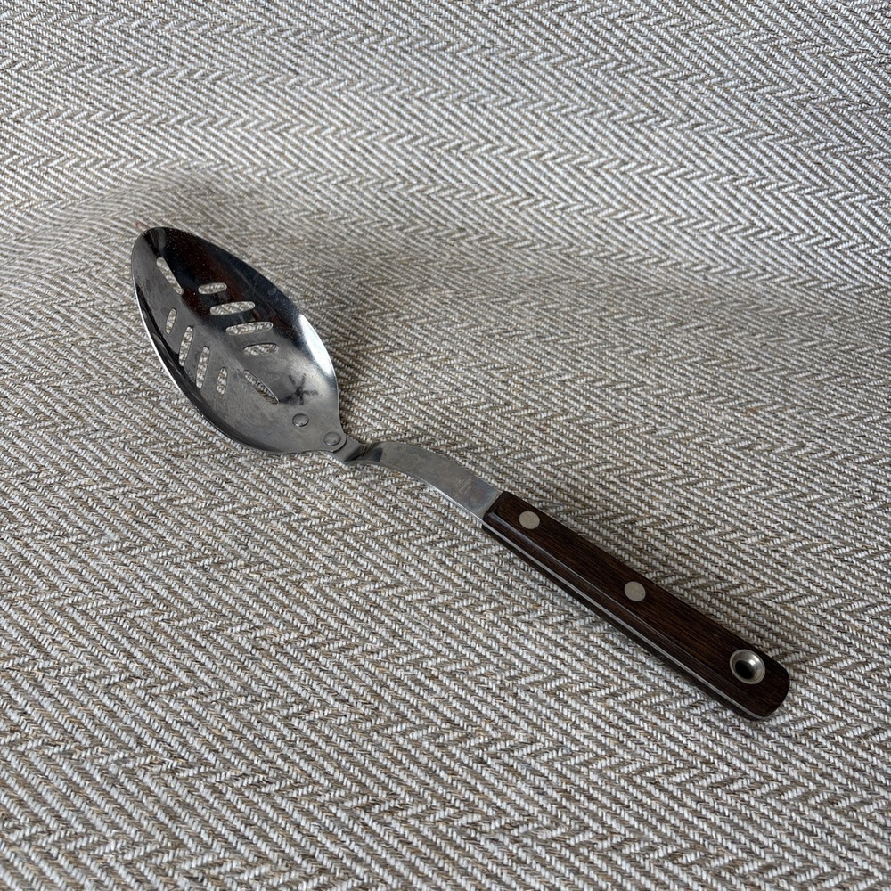 Ekco Arrowhead Slotted‎ Serving Spoon Stainless Wood Handle Vintage